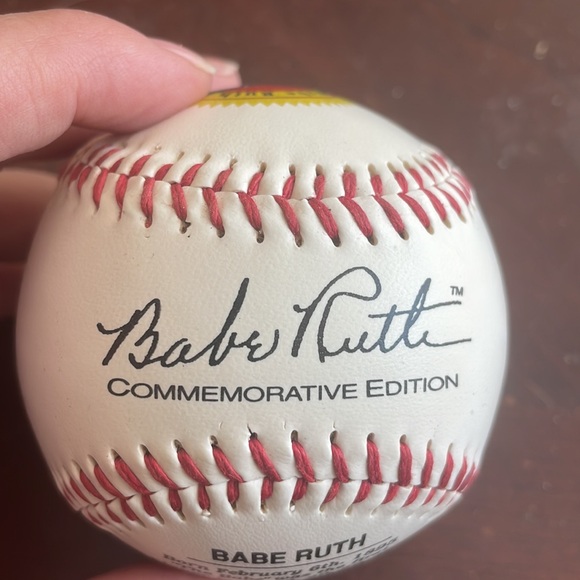 Rayovac Babe Ruth 1995 commemorative baseball - Picture 4 of 4